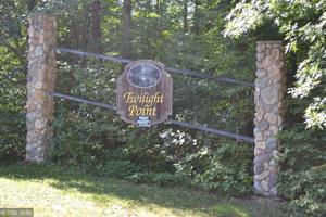 LOT 10 TWILIGHT POINT
