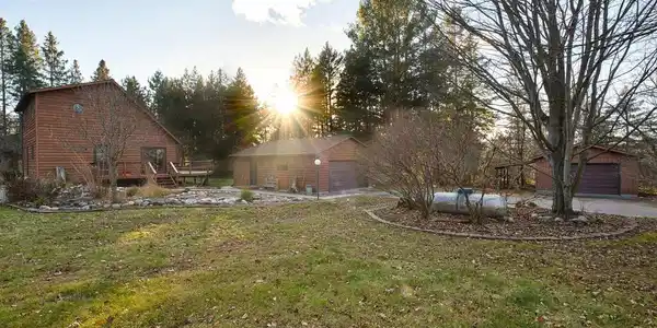 912 Trout Lake Road