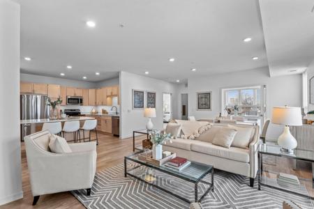 2350 Harbor Place