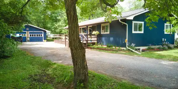 2901 Midway