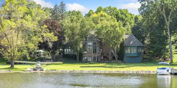27640 Island View