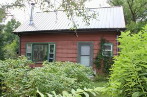 807 Hamilton