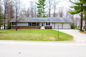 2900 Lake Miltona NE