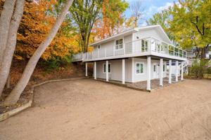 16000 Eagle Creek SE