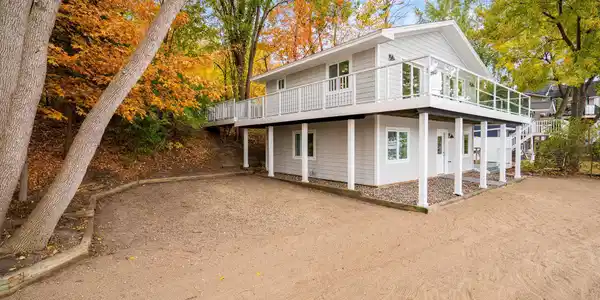 16000 Eagle Creek SE