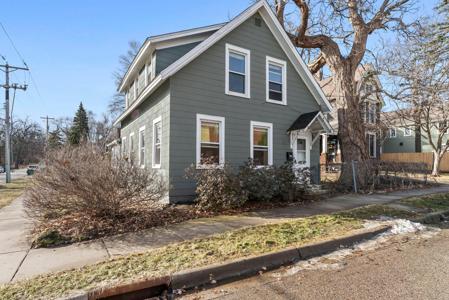 123 Pine Street E