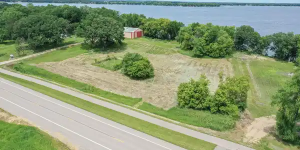 5009 County Rd 4 NE