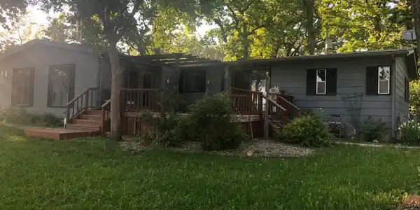9 Bay Boulevard