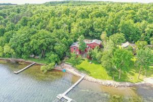 362 W Sandy Beach Drive NW