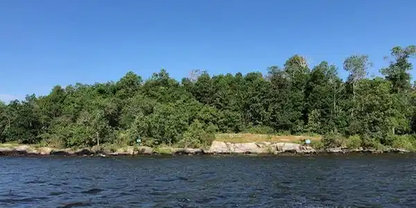 Flag Tract 7 Island
