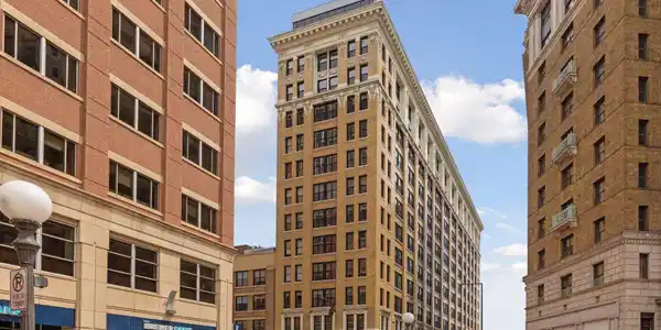 350 Saint Peter Street