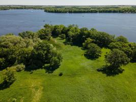 3933 County Road 78 SE