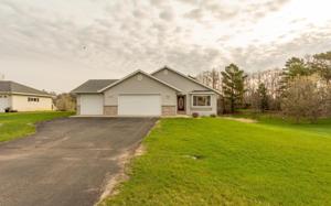 3335 Lakecrest NE