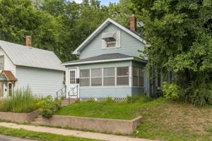 614 Maple W