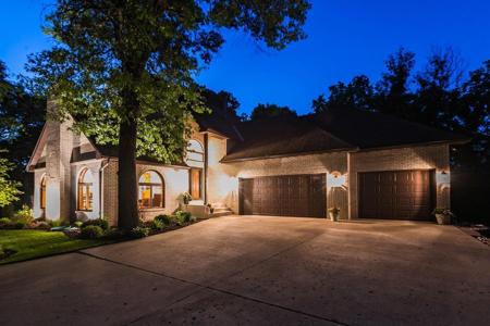 6133 174th NW