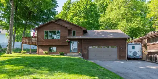4939 Glen Elyn