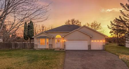 22709 Vintage Street NW