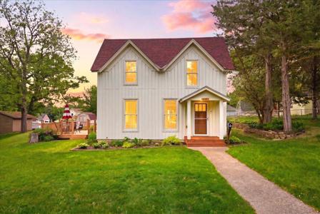 357 6th Street N