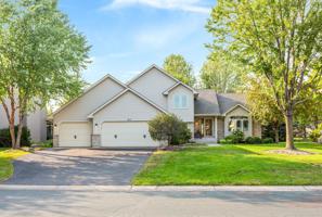 911 Lake Susan Hills