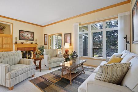 10275 Lancaster Bay