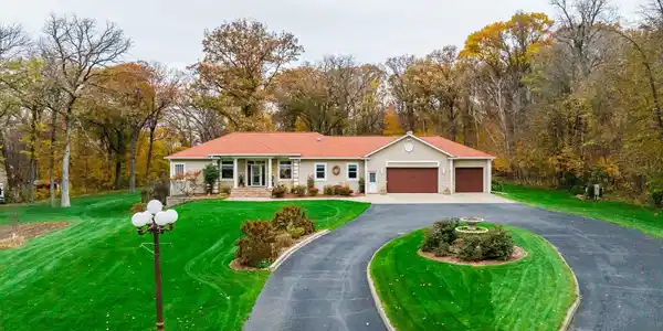 6 Forest Hill Lane