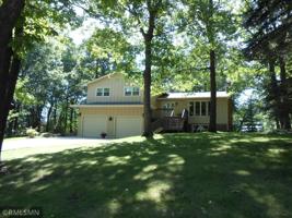 2206 Springdale NE
