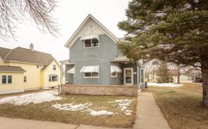215 Maple