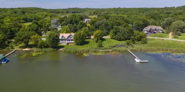3775 Bayside Road
