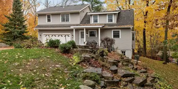 2519 Emerald Drive
