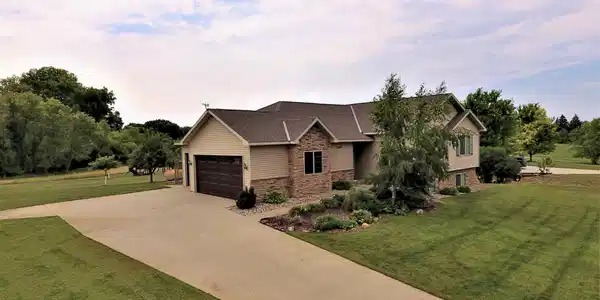 7140 12th NW