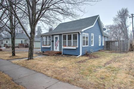212 Forest Avenue W
