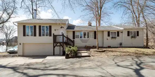 180 Lakeview