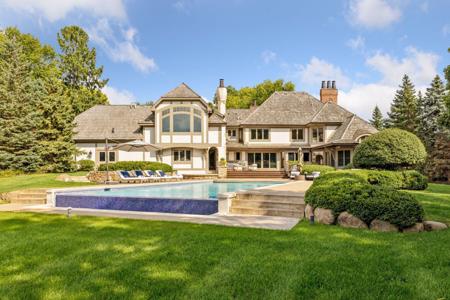 28160 Boulder Bridge Drive