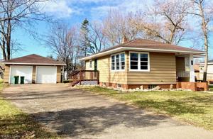 527 Oak N