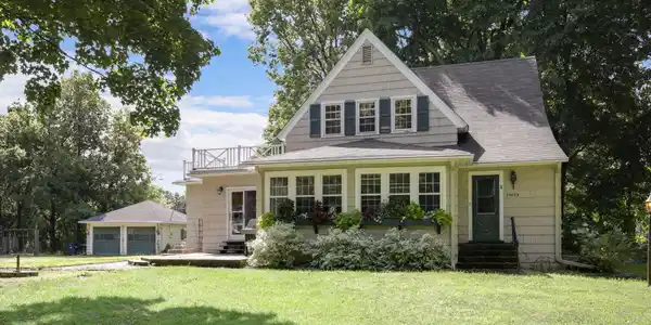 26885 Edgewood Road
