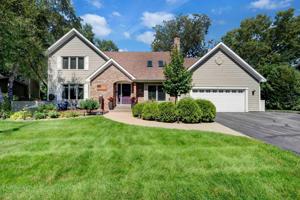 15643 Village Woods