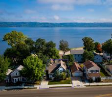 514 Lakeshore