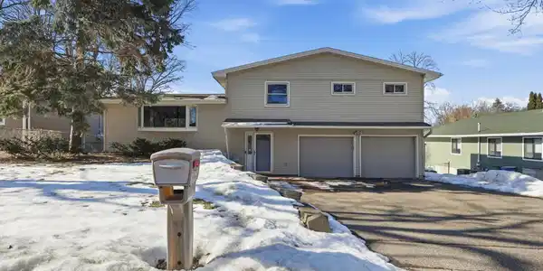 2135 Cedar Lane