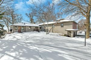 8607 North Shore Drive