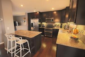 2193 Lakebrook