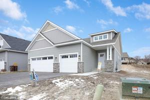 3928 Noah NW