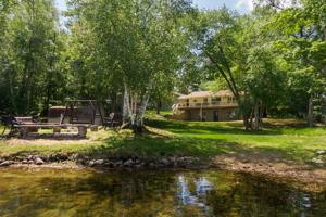 876 County 46 NW