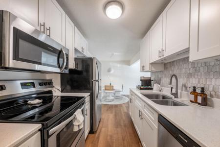 4371 Wilshire Boulevard