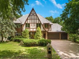 8867 Hidden Oaks