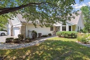 15512 Almond