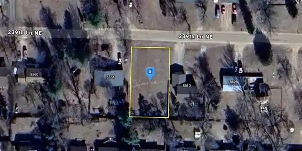 8600 239th Lane NE