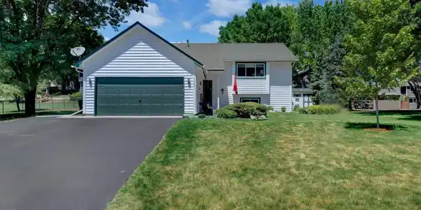 3366 Fremont NW
