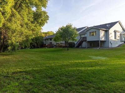 323 Creekside