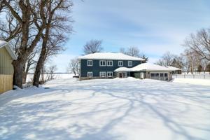 22352 Linden Park