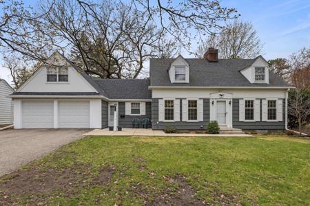 4007 Forest Road